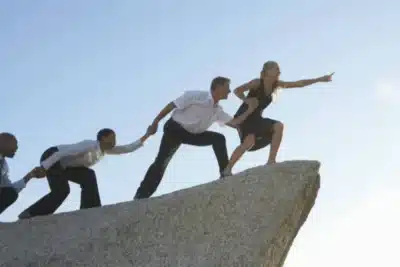 Trabalhar duro não garante evolução: 5 mitos do “sucesso lento”