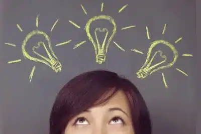 Liderança eficaz: 7 frases para engajar e impulsionar equipes Liderança eficaz: 7 frases para engajar e impulsionar equipes