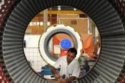IBGE: Crescimento da indústria brasileira atinge 0,8% em agosto