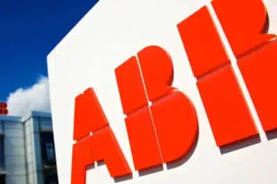 ABB vende unidade de robótica ao SoftBank por US$ 5,38 bilhões ABB vende unidade de robótica ao SoftBank por US$ 5,38 bilhões