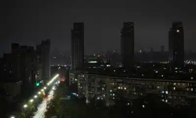 Rússia ataca Ucrânia e deixa milhares sem energia; Zelensky pede acordo de paz a Trump Rússia ataca Ucrânia e deixa milhares sem energia; Zelensky pede acordo de paz a Trump