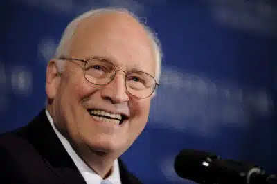 Dick Cheney, Ex-Vice-Presidente, Falece aos 84 Anos: Legado Controverso Revelado
