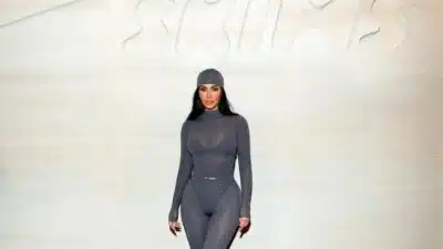 Kim Kardashian impulsiona Skims com investimento recorde de US$ 225 milhões