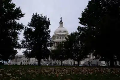 Trump defende “arma nuclear” legislativa para fim do fechamento no governo EUA