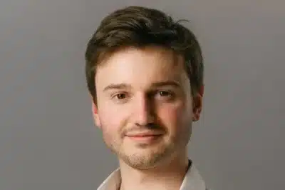 Jovem Empreendedor Avalia IA e Lança Startup com 10 Bilhões de Dólares