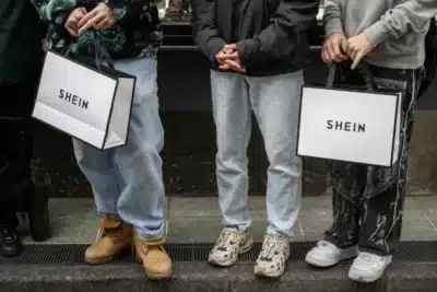 Shein projeta lucro de US$ 2 bilhões em 2025, mas IPO enfrenta desafios e pressão de investidores