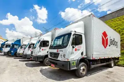 Jadlog se prepara para aumento de 40% nas entregas em 2025 com expansão e tecnologia