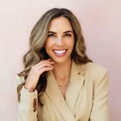 Jordan Harper: Fundadora de Barefaced, Conquista Nove Dígitos sem Investidores Externos