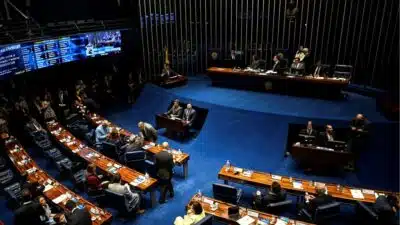 Senado aprova reforma do IR com isenção e taxa mínima para trabalhadores