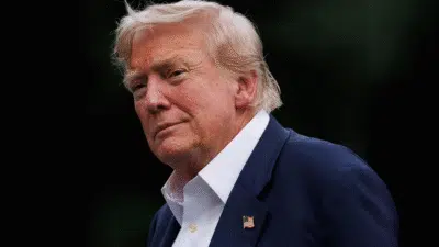 Donald Trump enfrenta paralisação histórica nos EUA por impasse no orçamento