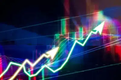 Zcash Surpreende em Outubro: Cripto Avalorizada em Cenário de Incerteza