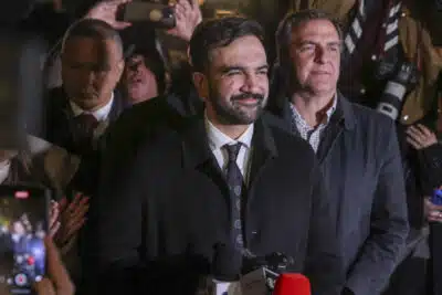 Candidato de esquerda muçulmano em Nova York enfrenta Trump e desafios eleitorais