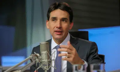 Silvio Costa Filho Defende Abolição Taxa de Bagagem em Voos Domésticos