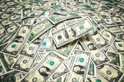 Taylor Capuano e Casey Sarai: Gêmeas Transformam Problema em Negócio Multimilionário com Cakes Body