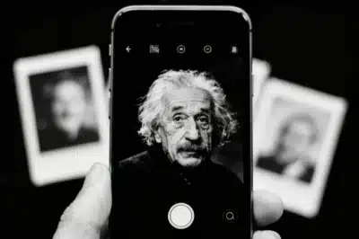 Einstein e a Fotografia Digital: A Teoria que Revolucionou as Câmeras de Smartphones