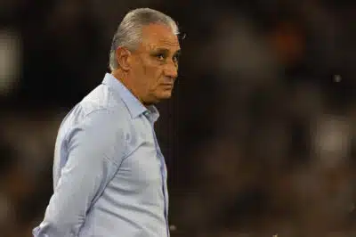 Tite Retorna aos Treinos Após Período de Reflexão e Tratamentos nos Joelhos