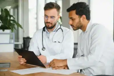 Homens e Mulheres no Brasil: Expectativa de Vida e Desafios na Saúde Masculina