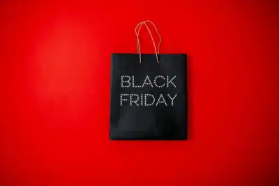 Black Friday: Descubra os riscos e saiba como proteger seu bolso em 2025
