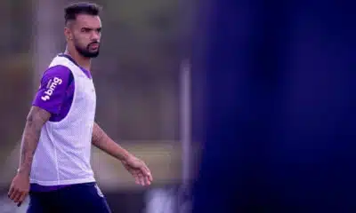 Corinthians perde Raniele para clássico contra Bragantino e busca alternativas no meio-campo