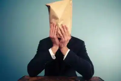 Esther Perel e Simon Sinek: Interação Humana é Chave para Geração Z