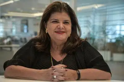 Empresária critica juros altos e apela por otimismo no Brasil e no mundo