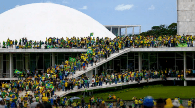 Opinião Pública: 47&percnt; dos Brasileiros se Opõem à Redução de Penas no Caso 8 de Janeiro