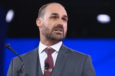 Passaportes Diplomáticos Cancelados: Bolsonaro e Ramagem sob Investigação nos EUA