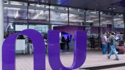 Nubank Busca Licença Bancária para Evitar Mudanças de Marca em 2026