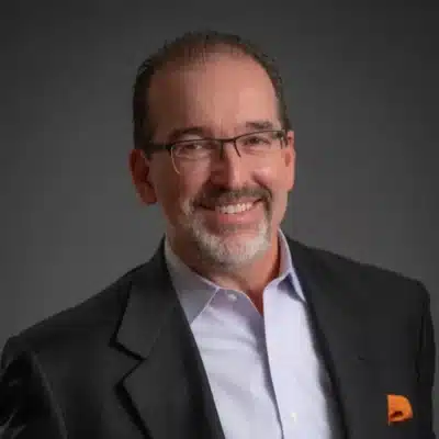 José Armario: Da Gasolina ao CEO de US$ 1,5 Bilhão – A Chave do Sucesso Revelada!