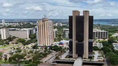 Banco Central revisa projeções de inflação para 2025 e 2026: 4,43% e 4,17%!