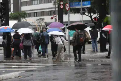 Alerta de Chuvas Catastróficas: Inmet em Ação com Alertas em Todo o Brasil!