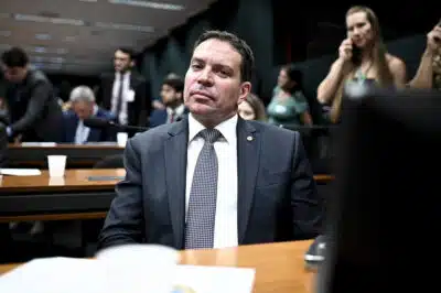 Alexandre Ramagem: Defesa Busca Manter Mandato e Questiona Perseguição Política!