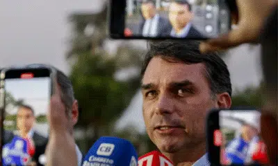 Flávio Bolsonaro Pede Regime Humanitário para Bolsonaro; Tensão com Michelle