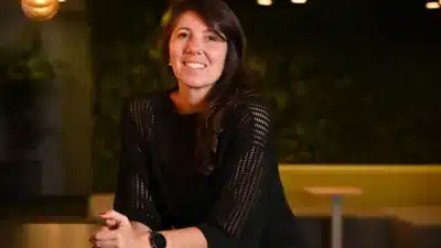 Vibra Acelera com Contratações Estratégicas: Mariana e Camila Lideram Marketing!