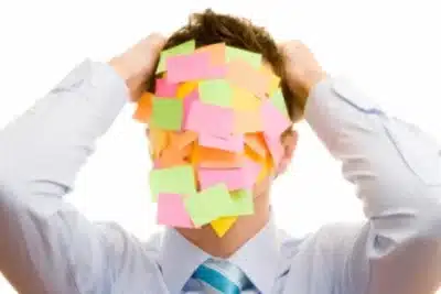 Líderes Renomados Combatem Inseguranças: Estratégia da Coach Amina AlTai