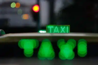 Rio de Janeiro Aumenta Tarifas de Táxi em Meio à Bandeirada – Veja os Novos Valores!