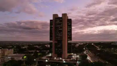 Brasil Alcança Estabilidade Surpreendente no Déficit em Conta Corrente em 2025!