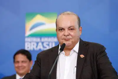 Ibaneis Rocha Sob Leis de Impeachment: Escândalo Master Ameaça Governo do Distrito Federal