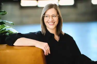 Hinge Inverte Estratégia e Desafia Apps de Relacionamento no Brasil!