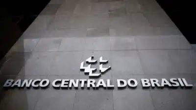 Banco Central decreta liquidação da Reag Trust e investiga Operação Carbono Oculto