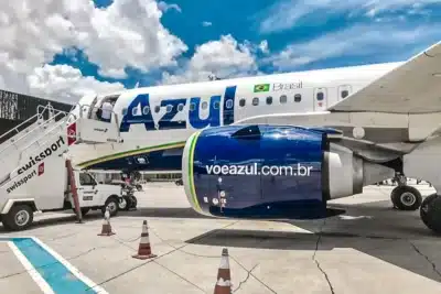 Azul em Queda Livre: Ações Desabam 95&percnt; Após Operação de Capital Arriscada!