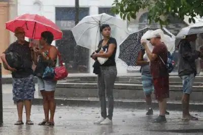 Alerta Laranja: Tempestades e Ventos Devastadores Assustam 11 Estados Brasileiros em 2026!