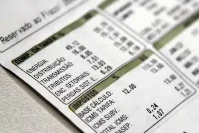 Contas de luz disparam: dicas essenciais para economizar energia no verão de 2026!