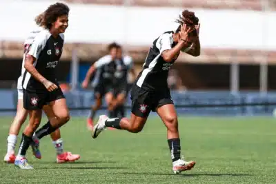 Corinthians Empata História e Garante Lugar na Final do Mundial Feminino!
