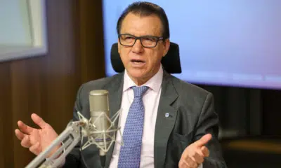 Marinho Surpreende: Ministro Fica no Governo e Recusa Candidatura!