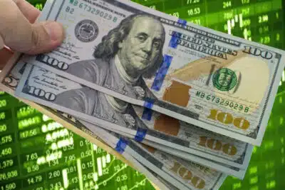 Trump Decide Futuro do FED: Dólar Cai e Ibovespa Dispara!