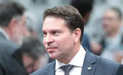 Alexandre Ramagem: Extradição Formalizada para os EUA Após Fuga e Proibição do STF