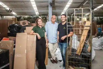 NaPorta: Startup que une favelas e grandes marcas – Estratégia chocante e validação social!