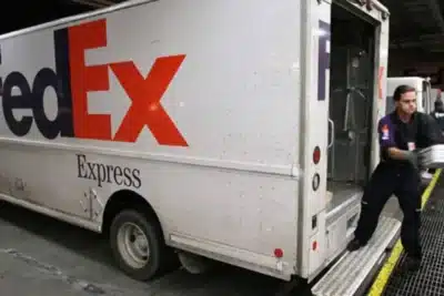 FedEx Revoluciona Atuação no Brasil: Mudança Estratégica em 2026!