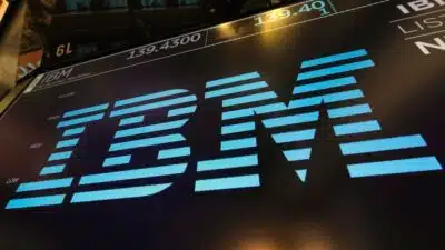 IBM em Queda Livre: Ações Caem Drasticamente e Desafiam o Gigante Tecnológico